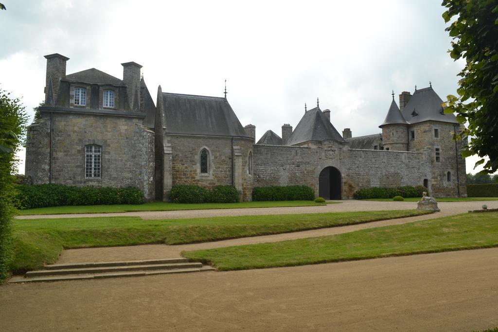 Gite Des Gardiens De Phare Lezardrieux Room photo