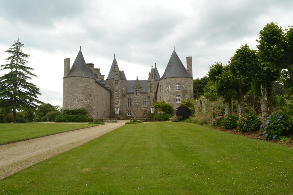 Gite Des Gardiens De Phare Lezardrieux Room photo